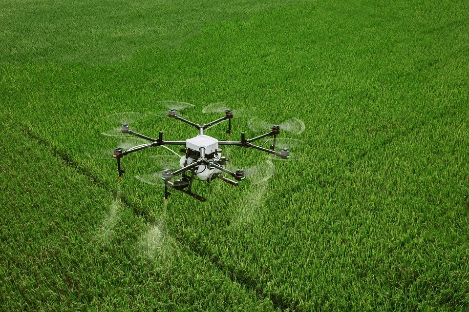 無人機智慧農業
